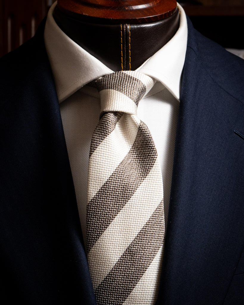 Cravatta Bianca e Marrone a Righe