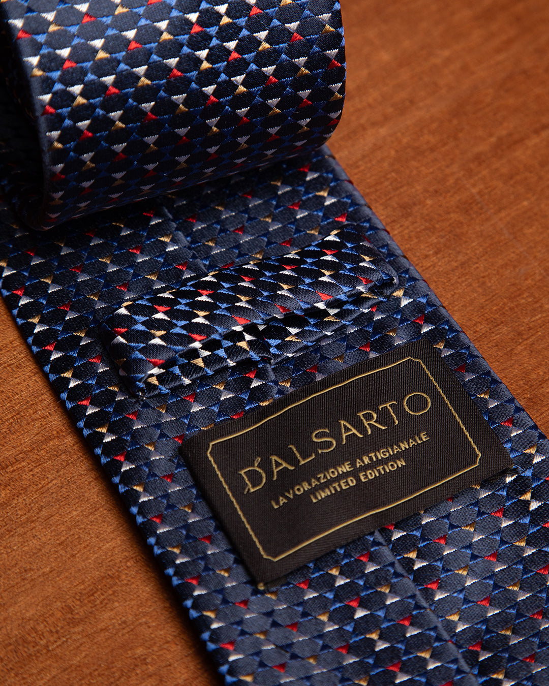 Cravatta Blu con Fantasia Multicolor