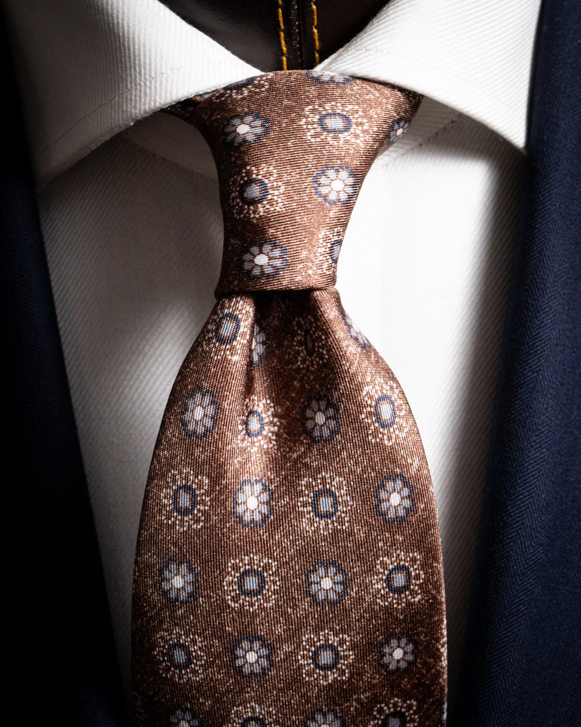 Agostino Brown Tie with Flowers