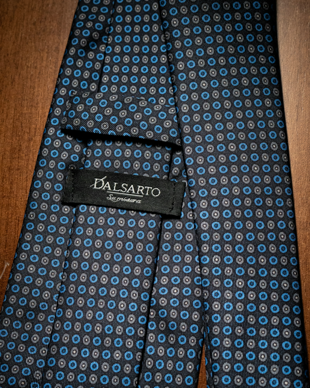 Cravatta Agostino Marrone con Fantasia Tondi Blu