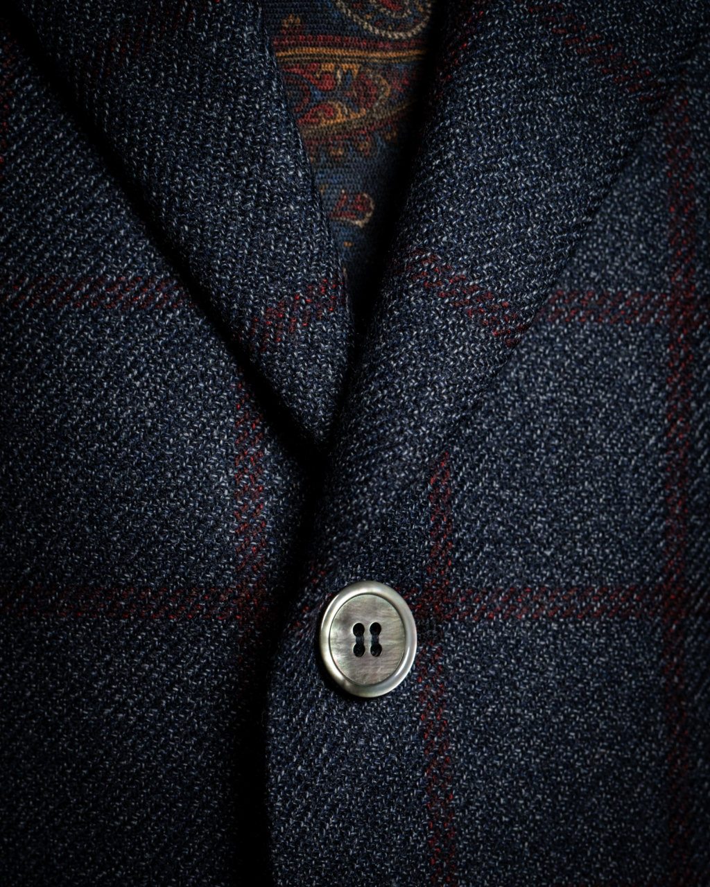 Giacca Casual Blu con Quadri Rossi