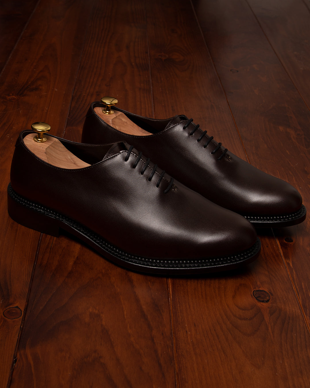 One Piece Matte Brown Shoe