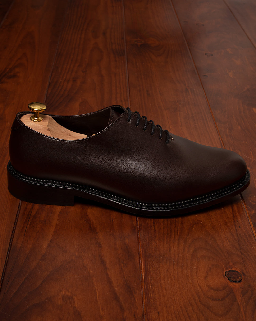 One Piece Matte Brown Shoe