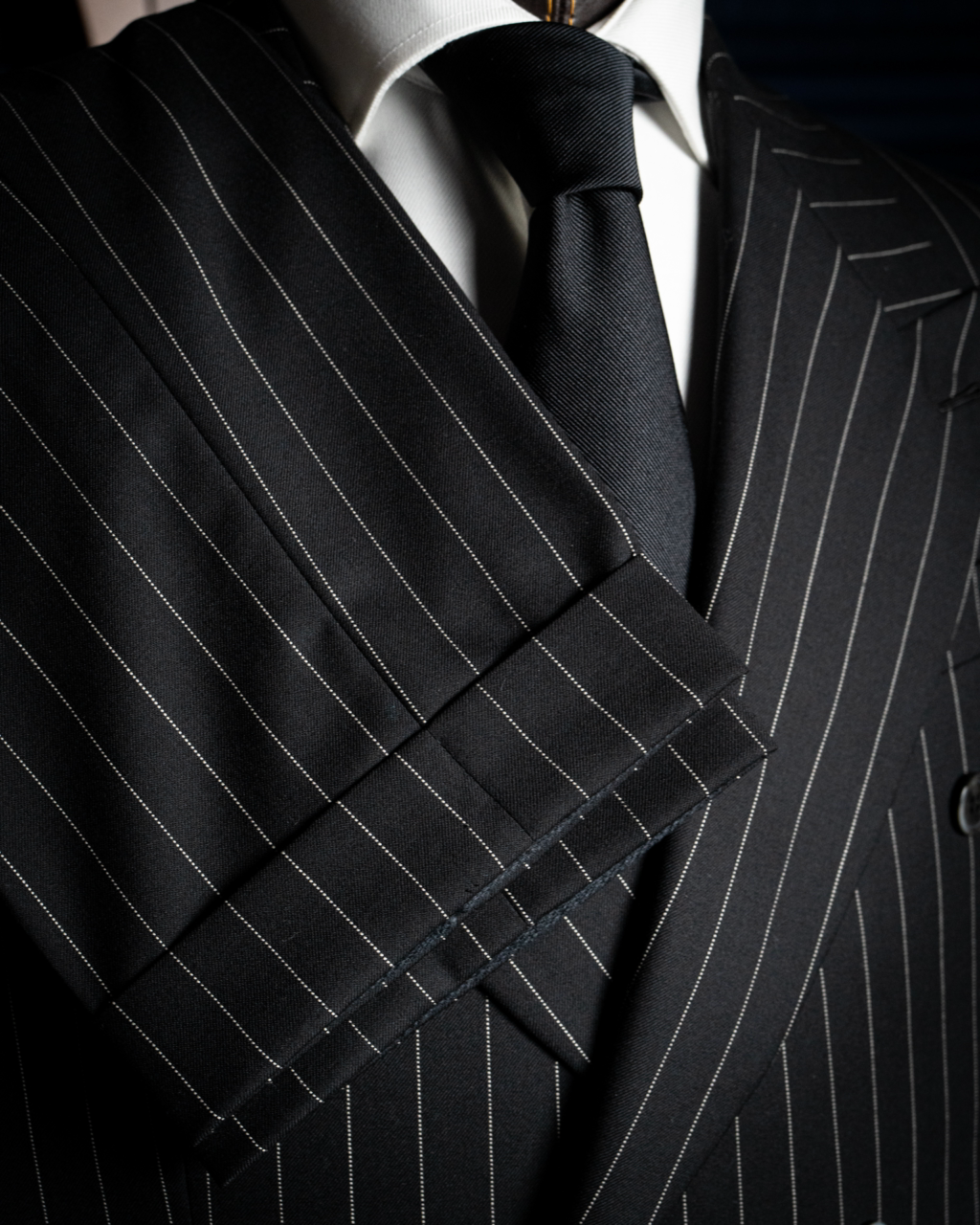 Dark Gray Pinstripe Grinta Suit